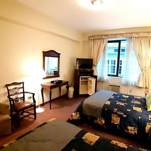 Hotel Maury
